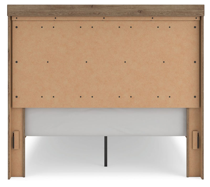 Oliandon - 3 Pc. - Queen Panel Storage Bed, Dresser And Mirror - Light Brown