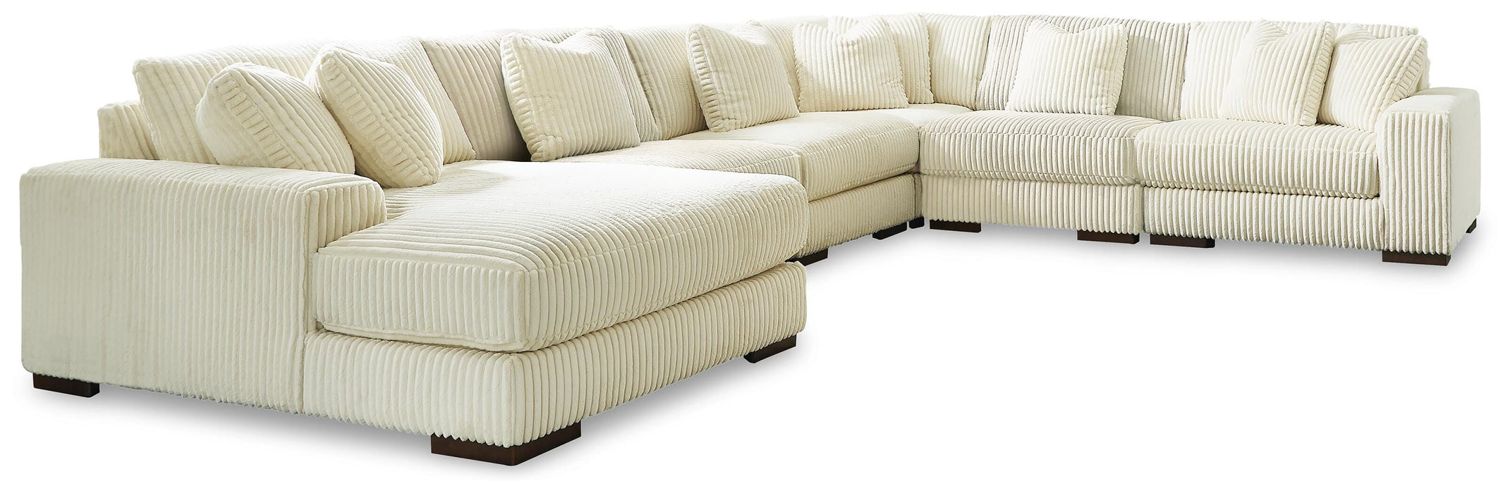 Lindyn Sectional with Chaise - Furniture Source (IA) 