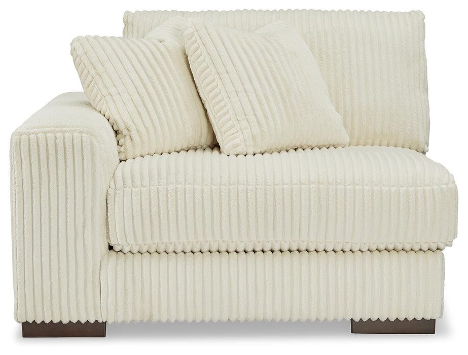 Lindyn Sectional with Chaise - Furniture Source (IA) 