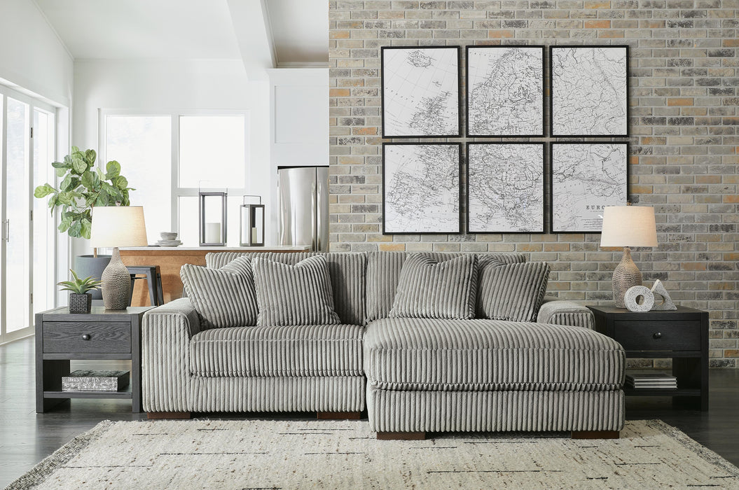 Lindyn Sectional with Chaise - Furniture Source (IA) 