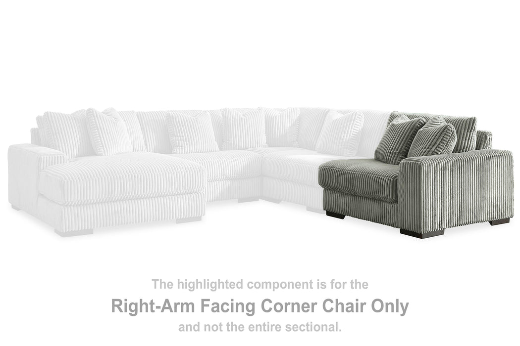 Lindyn Sectional with Chaise - Furniture Source (IA) 