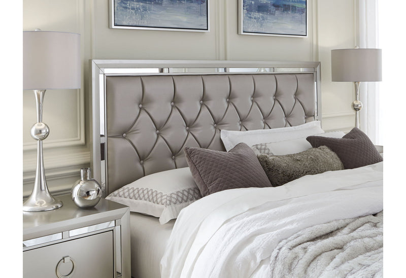 Riley - 6 Piece King Bedroom Set (Bed, Dresser, Mirror, 2 Nightstands, Chest) - Silver