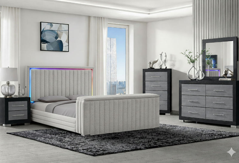 Elias - 5 Piece Queen Bedroom Set TV Footboard - Light Gray / Natural / White
