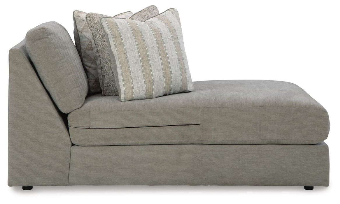 Avaliyah Sectional with Chaise - Furniture Source (IA) 