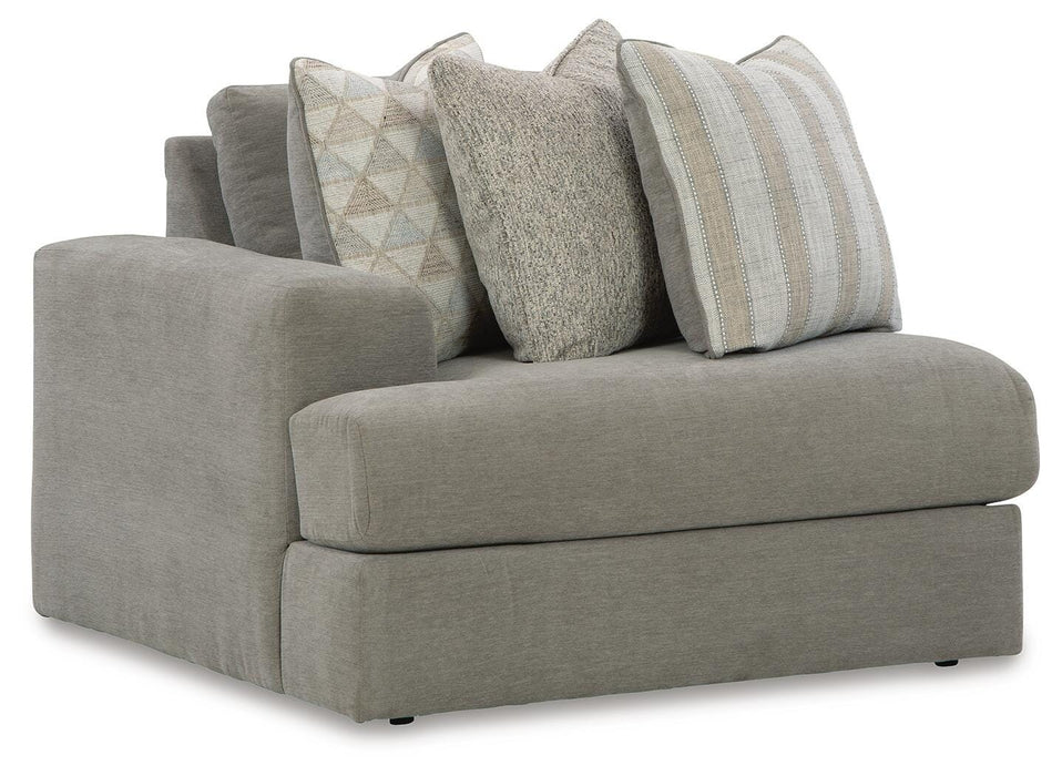 Avaliyah Sectional with Chaise - Furniture Source (IA) 