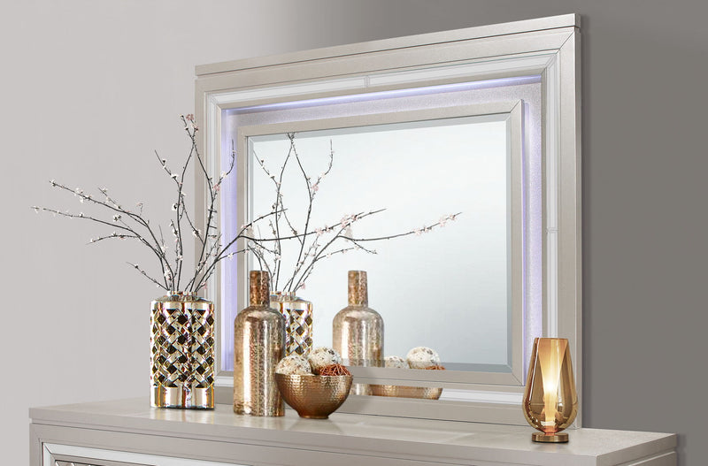 Paris - 4 Piece King Bedroom Set (King Bed With LED, Dresser, Mirror, Nightstand) - Champagne