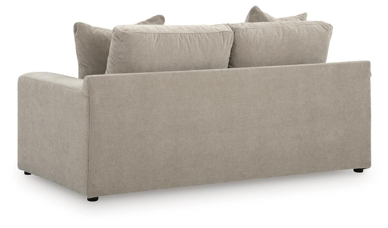 Maxton Heights - Loveseat