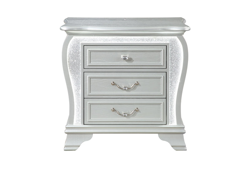 Aria - 5 Piece King Bedroom Set (Bed, Dresser & Mirror, Nightstand, Chest) - Silver