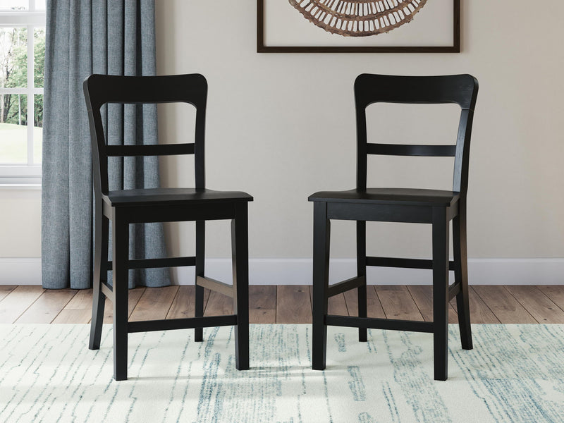 Greddinton - Counter Height Dining Table Set