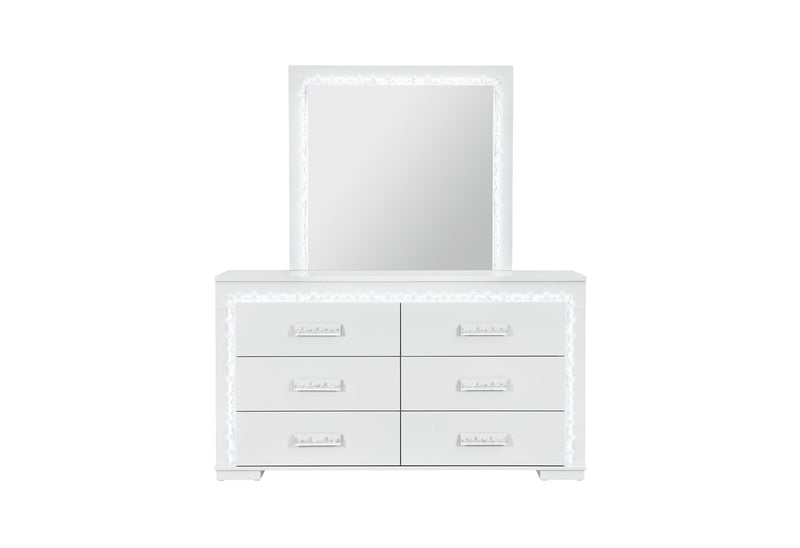Naomi - Mirror With LED - Silver