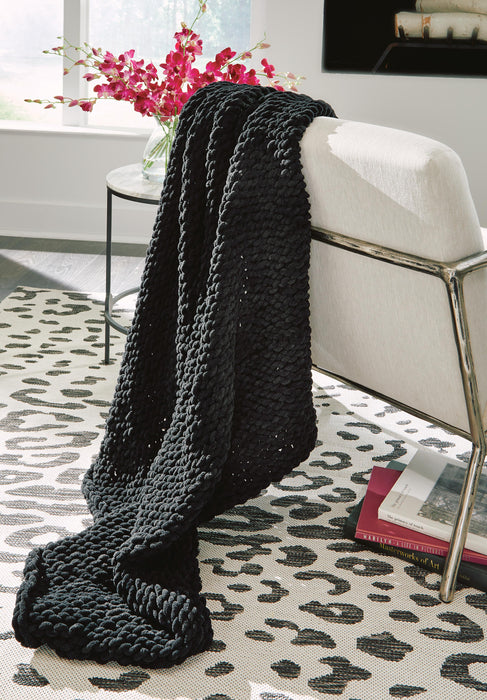 Chaddon Throw - Furniture Source (IA) 