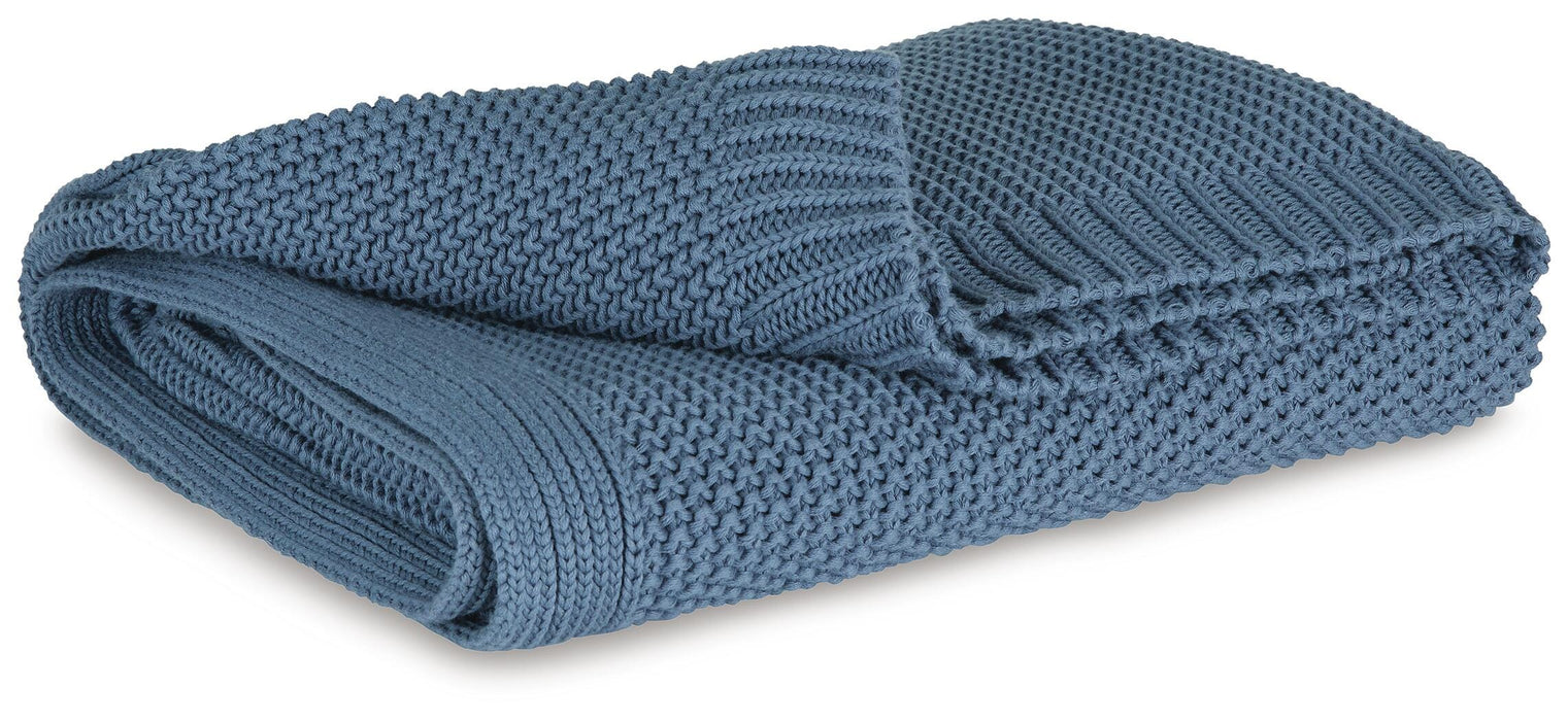 Gayelery Throw - Furniture Source (IA) 