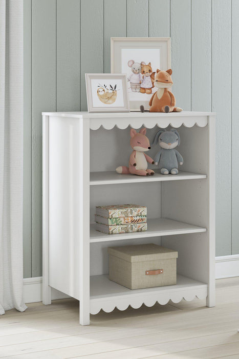 Hallityn Bookcase