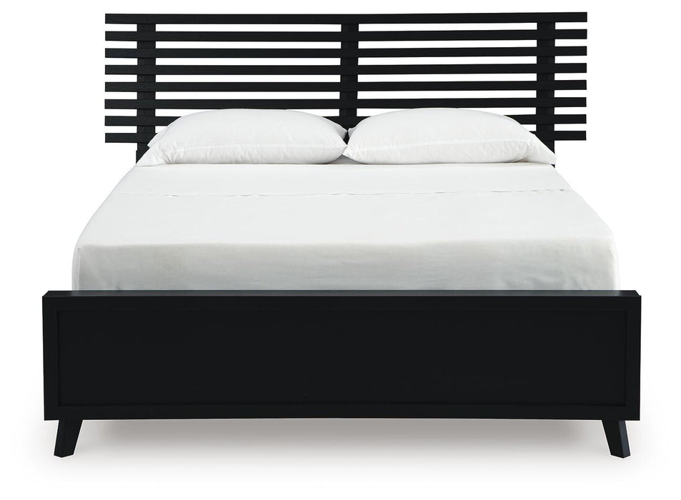 Danziar Queen Slat Bed - Furniture Source (IA) 