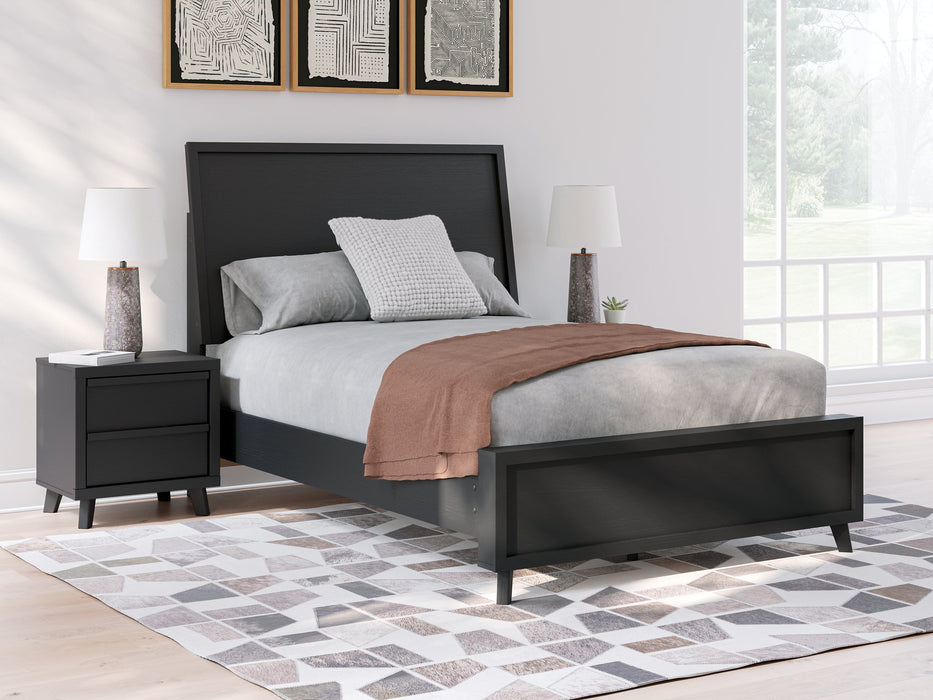 Danziar Bed - Furniture Source (IA) 