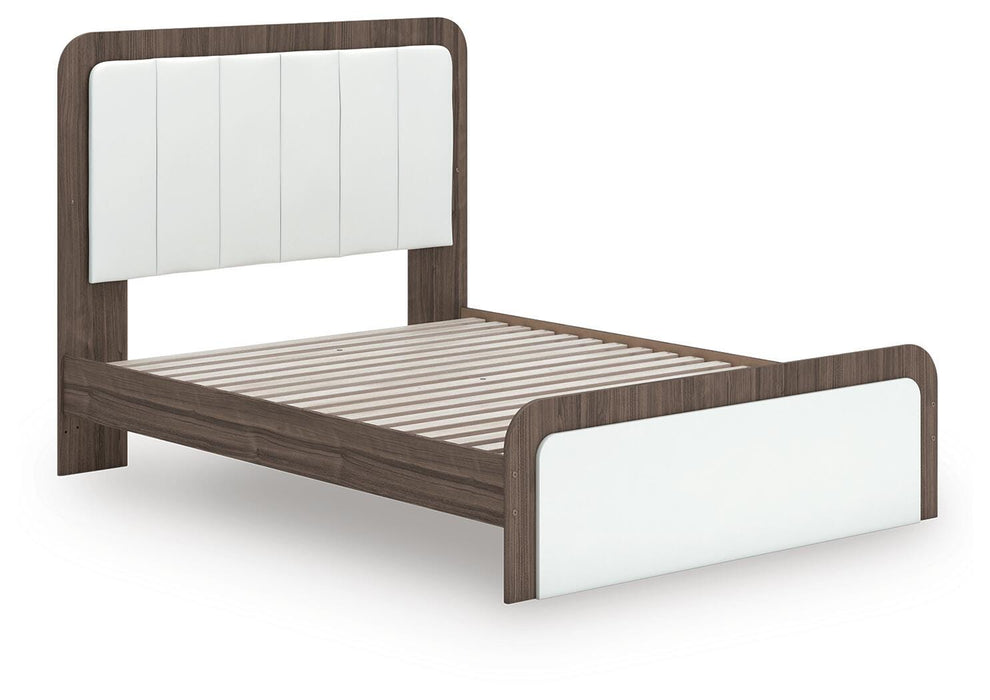 Kendanport Upholstered Bed - Furniture Source (IA) 