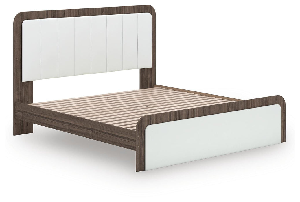 Kendanport Upholstered Bed - Furniture Source (IA) 