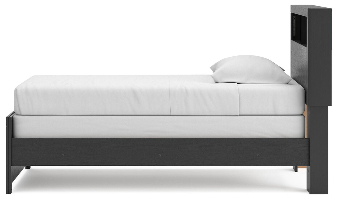 Broachmyn Bed - Furniture Source (IA) 