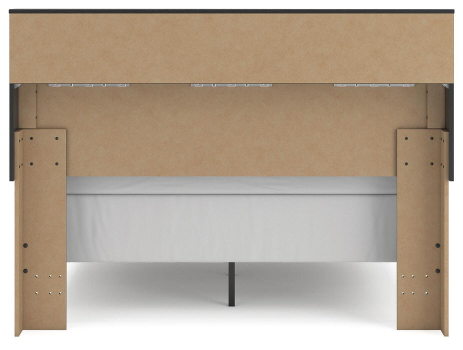 Broachmyn Bed - Furniture Source (IA) 