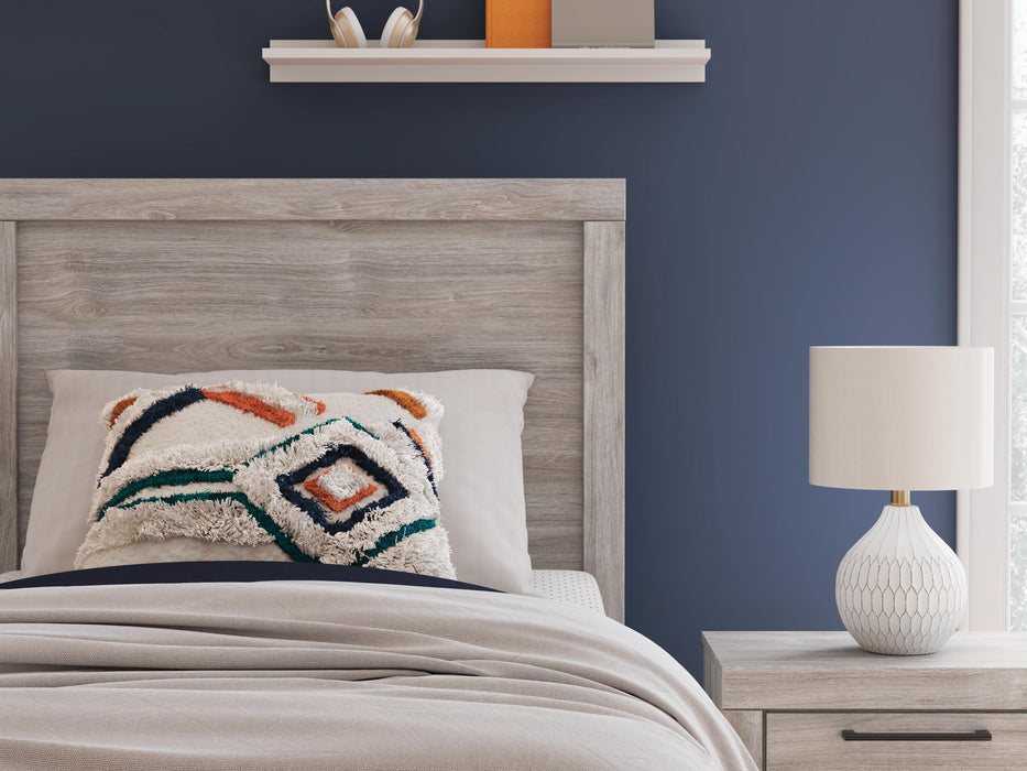 Broachmyn Bed - Furniture Source (IA) 