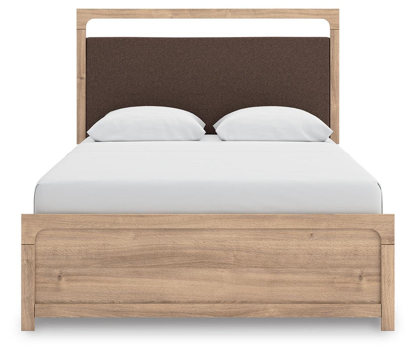 Kinlanni Upholstered Bed - Furniture Source (IA) 