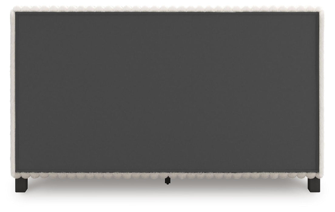 Zuraleus Bed - Furniture Source (IA) 