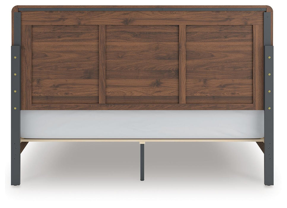 Fortlorn Bed - Furniture Source (IA) 