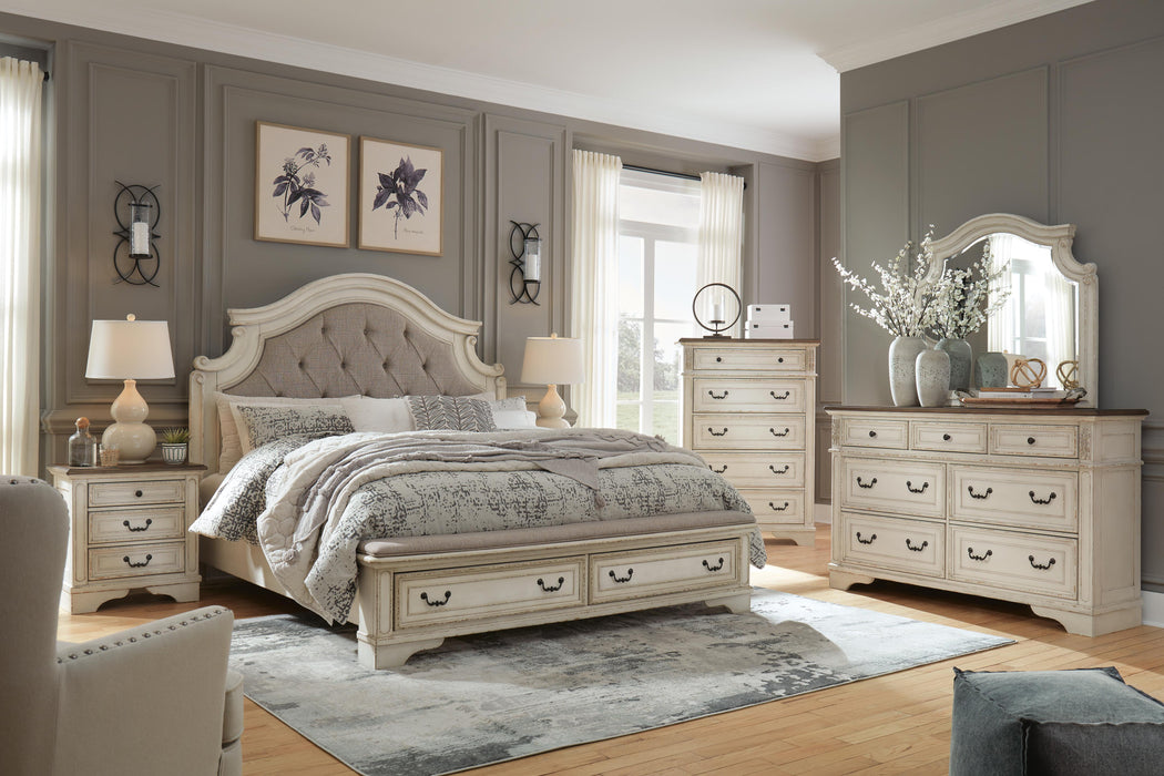Realyn Bedroom Set - Furniture Source (IA) 