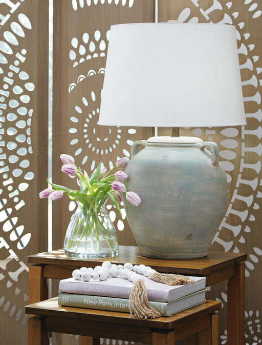 Shawburg Lamp Set - Furniture Source (IA) 