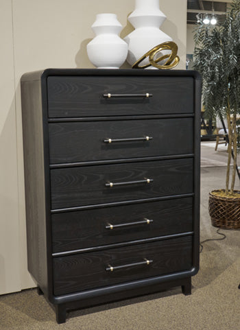Darcyjo Chest of Drawers - Furniture Source (IA) 