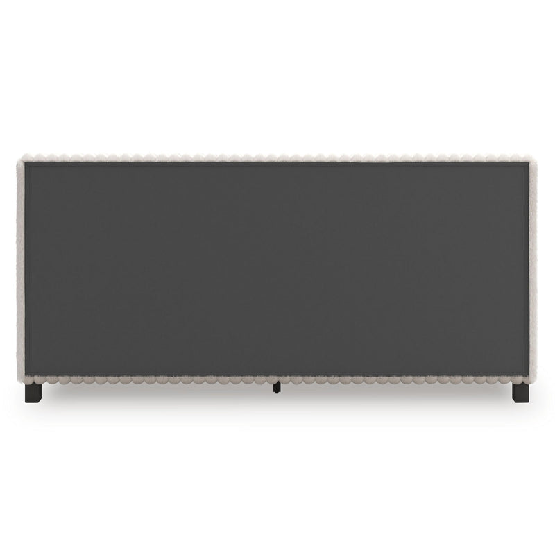 Zuraleus - Upholstered Bed