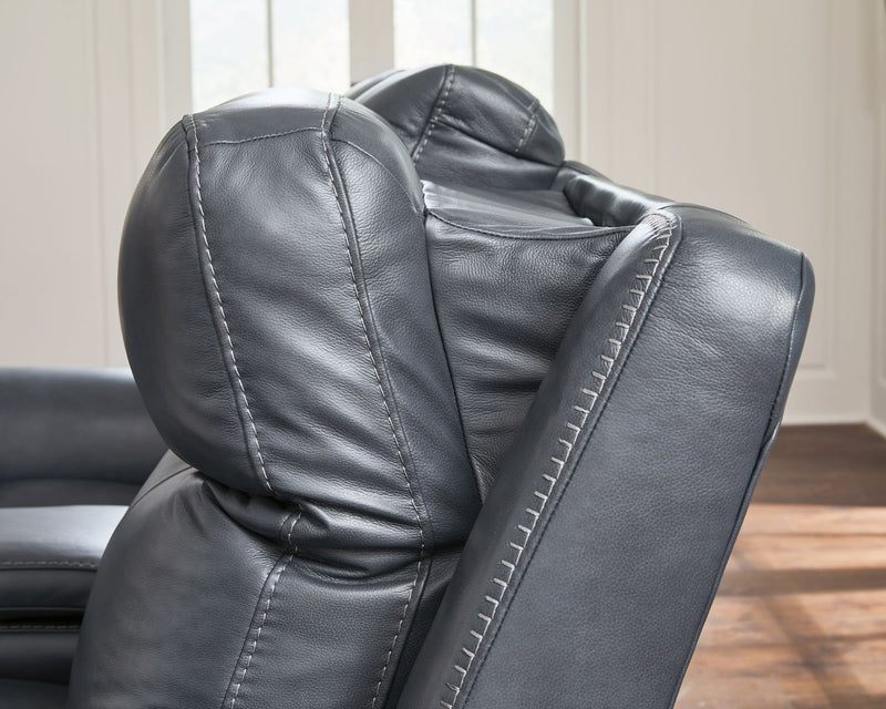 Bexhurst - Power Reclining Loveseat With Console / Adjustable Headrest