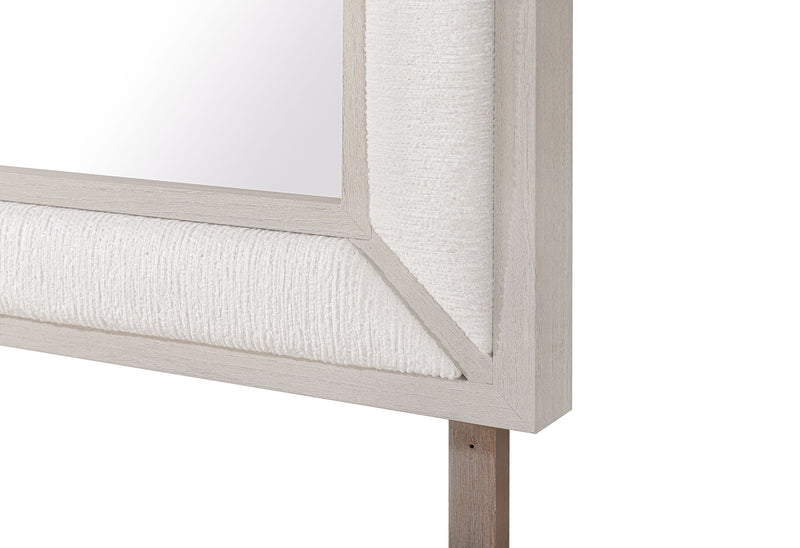 Sadie / Clara - 5 Piece Queen Bedroom Set (Bed, Dresser & Mirror, Nightstand, Chest) - Beige