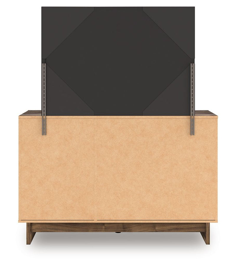 Chirason - Panel Platform Bedroom Set
